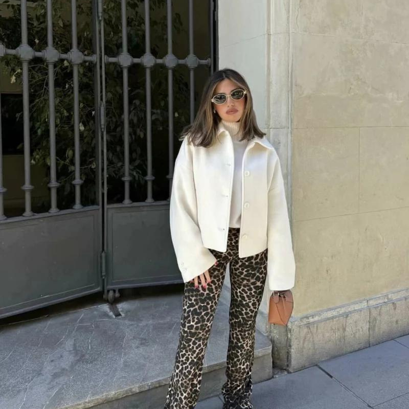 Rose Winterjas met knopen