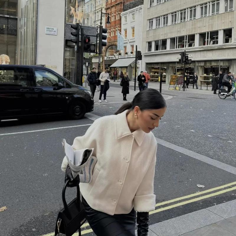 Rose Winterjas met knopen