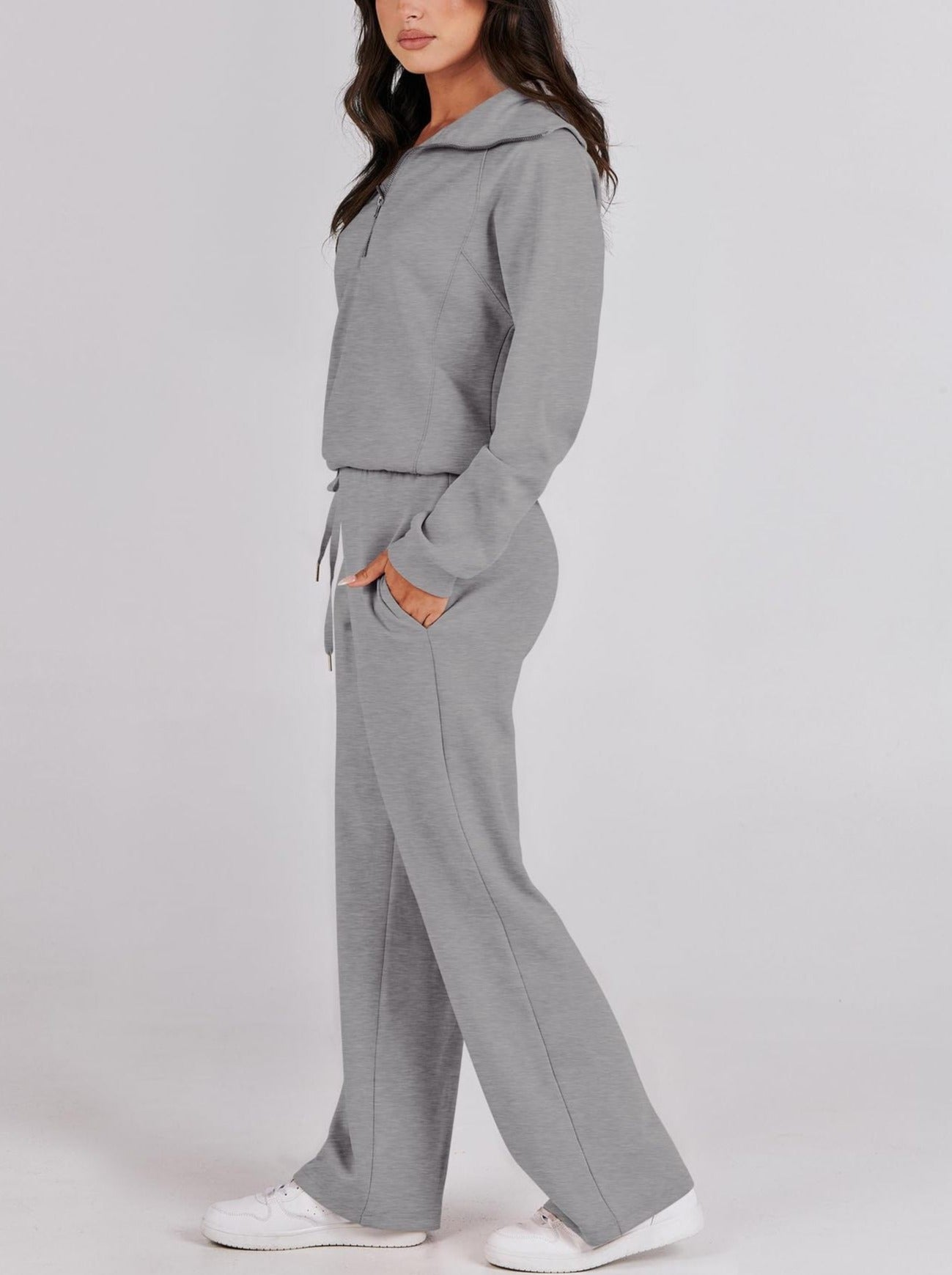 Rose Relaxed Loungewear Set voor Dames - Flare Broek & Zip-Trui met Hoge Kraag